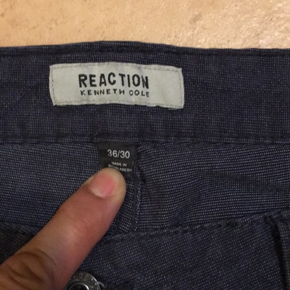 Kenneth Cole Reaction Jeans/Pants. W36. Da… - Picture 2 of 7